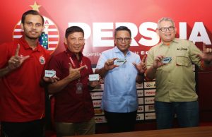 JakCard Edisi Khusus diberikan Bank DKI ke JakMania